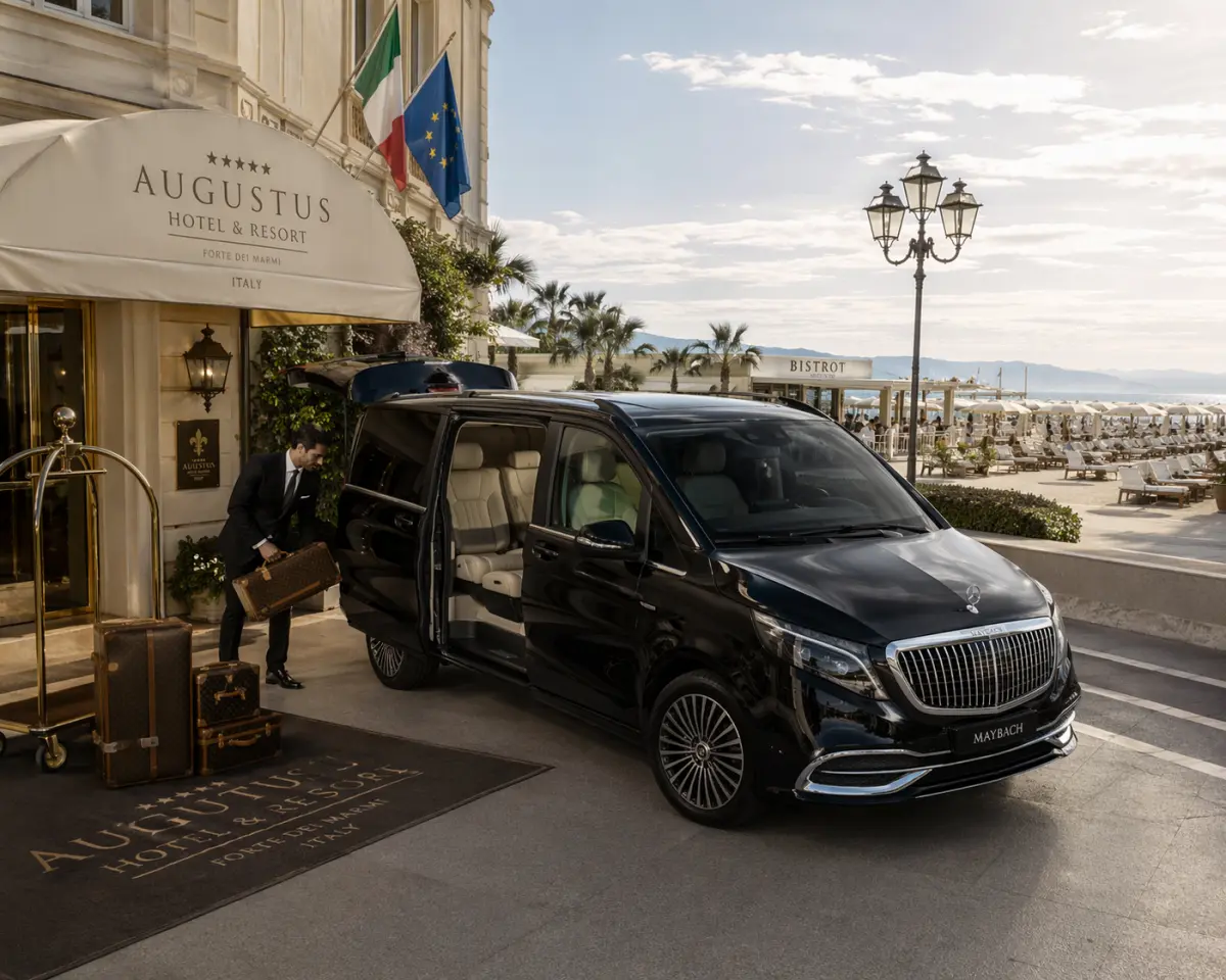 Nice Forte dei Marmi Transfer 5 Van Mercedes Maybach for the Nice Forte dei Marmi Transfer
