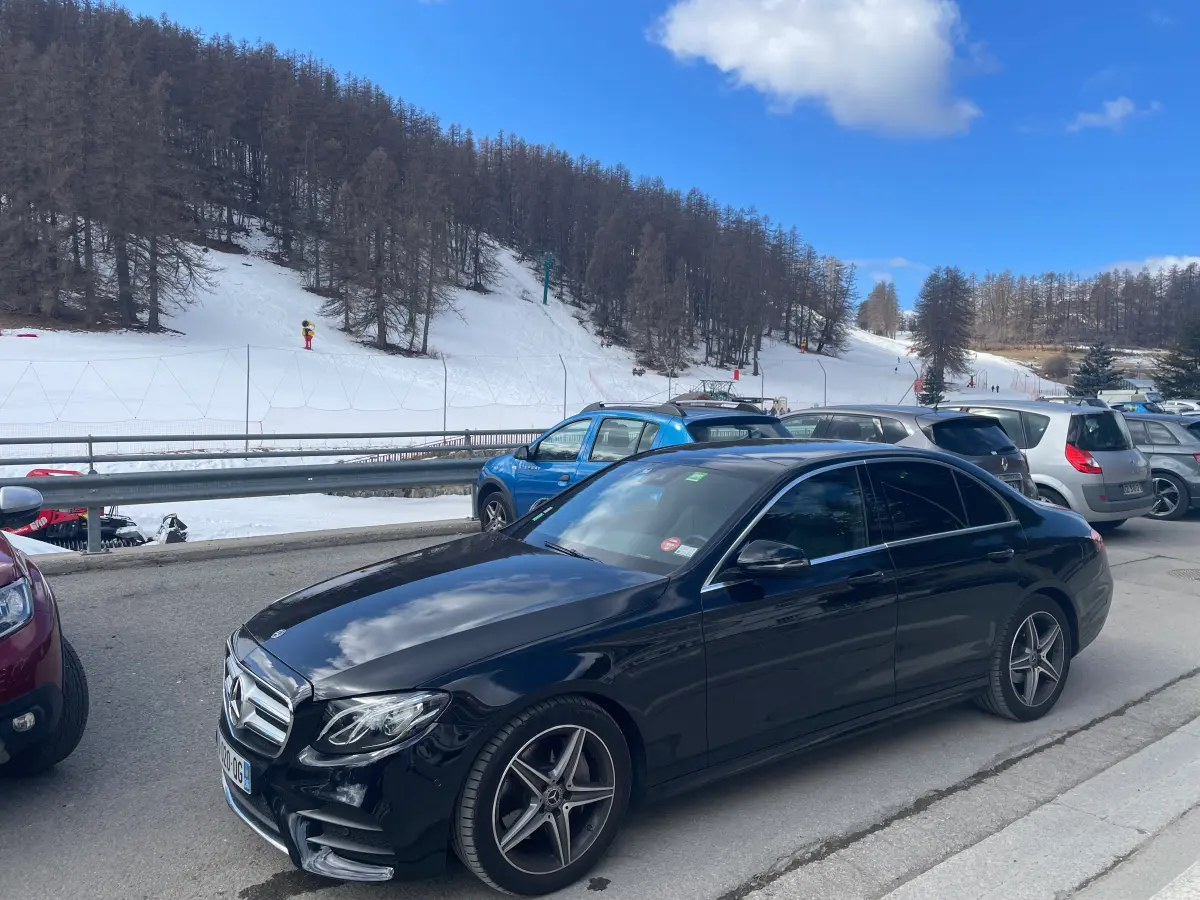 E class on road during a Nice airport Isola transfer