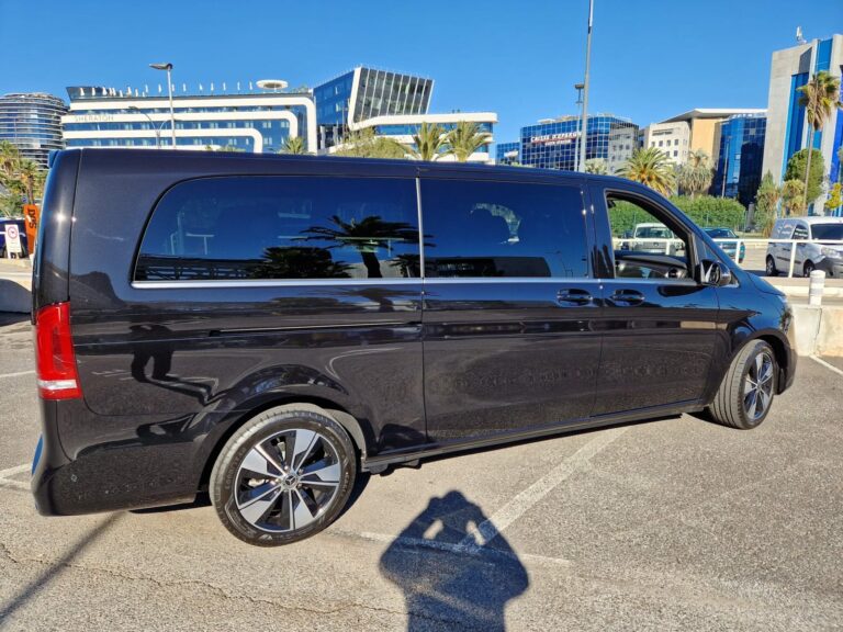 Black Mercedes V-Class at the port of Nice for an airport transfer